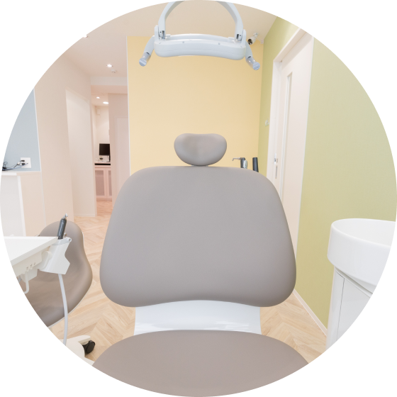 院長が女性歯科医師